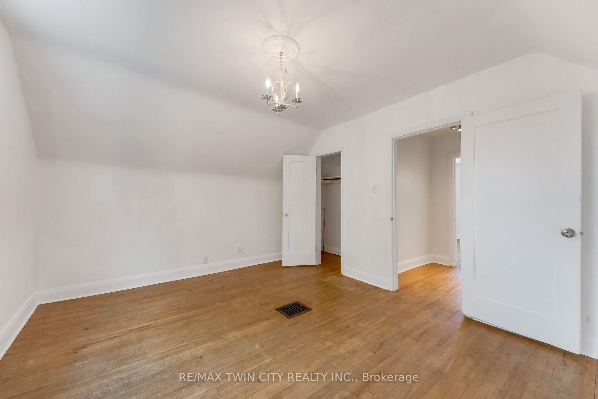 Photo 13 of 1159 Union Street, Kitchener, Northward — HOMEH