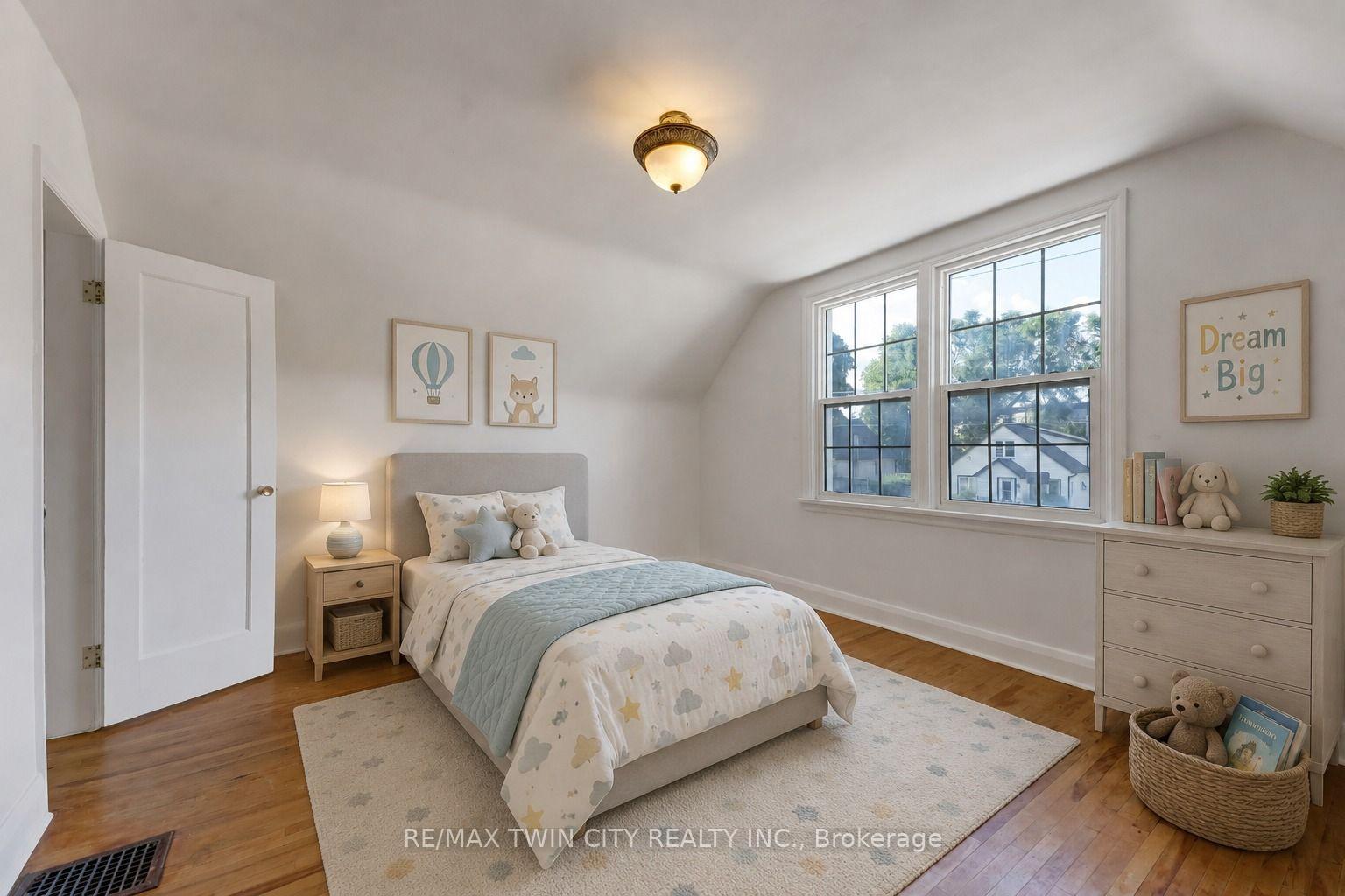 Photo 17 of 1159 Union Street, Kitchener, Northward — HOMEH