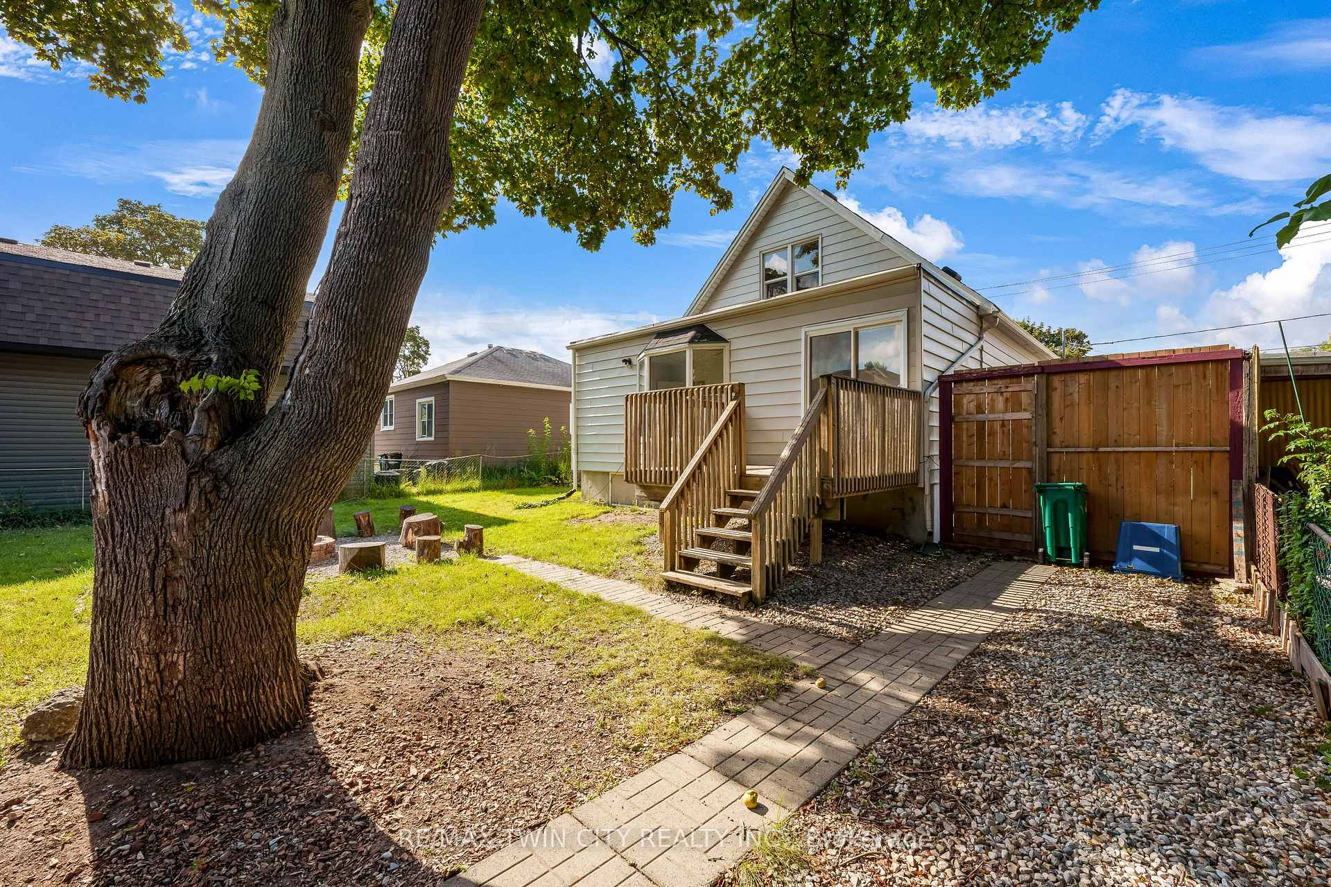 Photo 29 of 1159 Union Street, Kitchener, Northward — HOMEH
