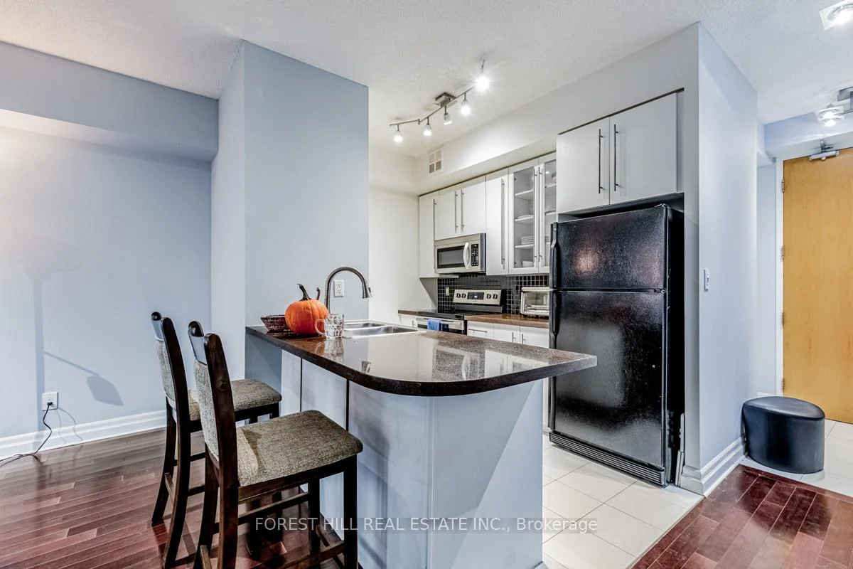 Photo 16 of Unit 305, 70 Alexander Street, Toronto, Church-Yonge Corridor — HOMEH