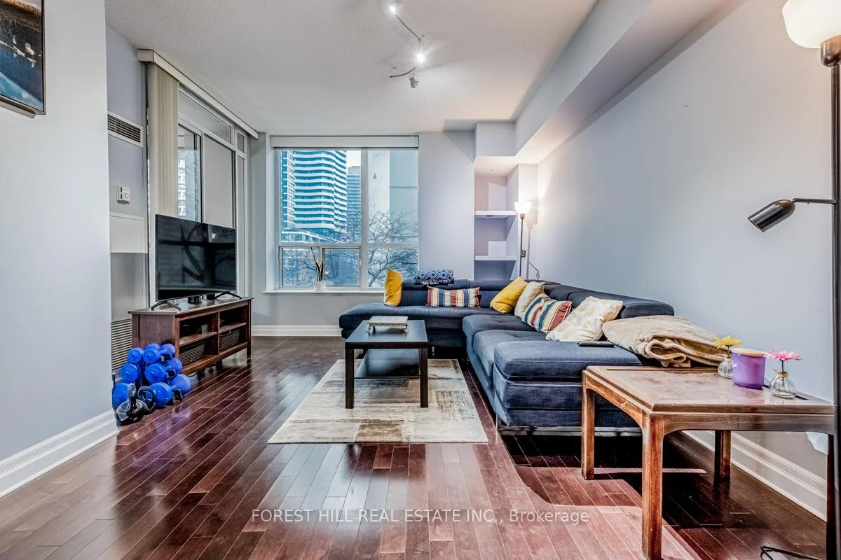 Photo 19 of Unit 305, 70 Alexander Street, Toronto, Church-Yonge Corridor — HOMEH