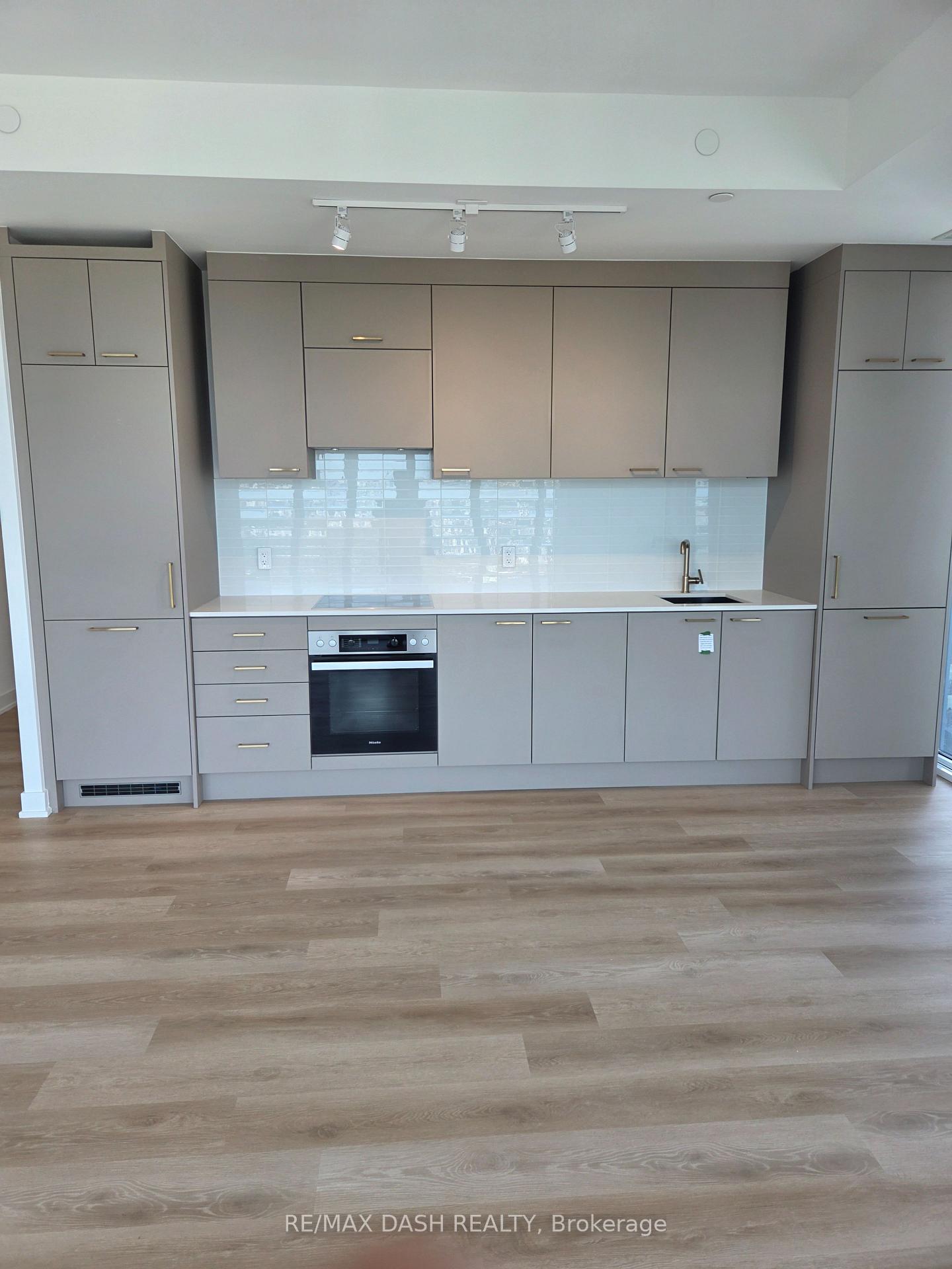 Photo 36 of Unit 4802, 634 Church Street, Toronto, Church-Yonge Corridor — HOMEH