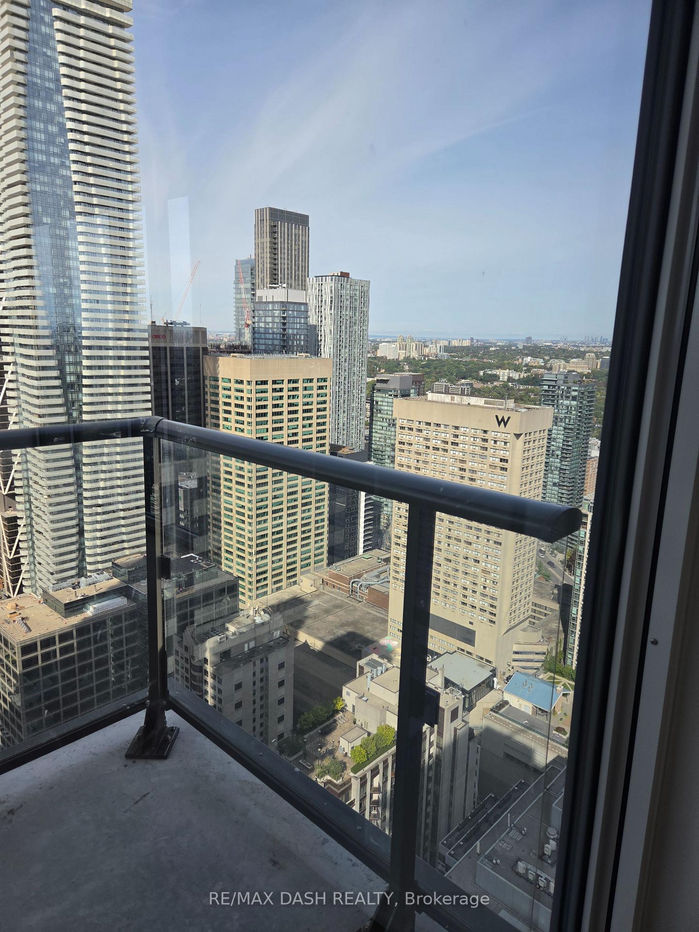 Photo 38 of Unit 4802, 634 Church Street, Toronto, Church-Yonge Corridor — HOMEH