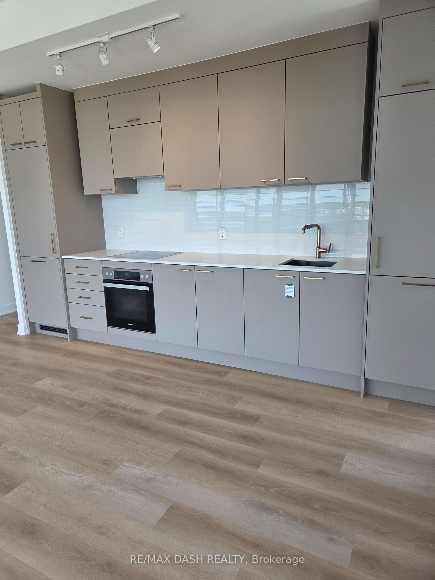 Photo 42 of Unit 4802, 634 Church Street, Toronto, Church-Yonge Corridor — HOMEH