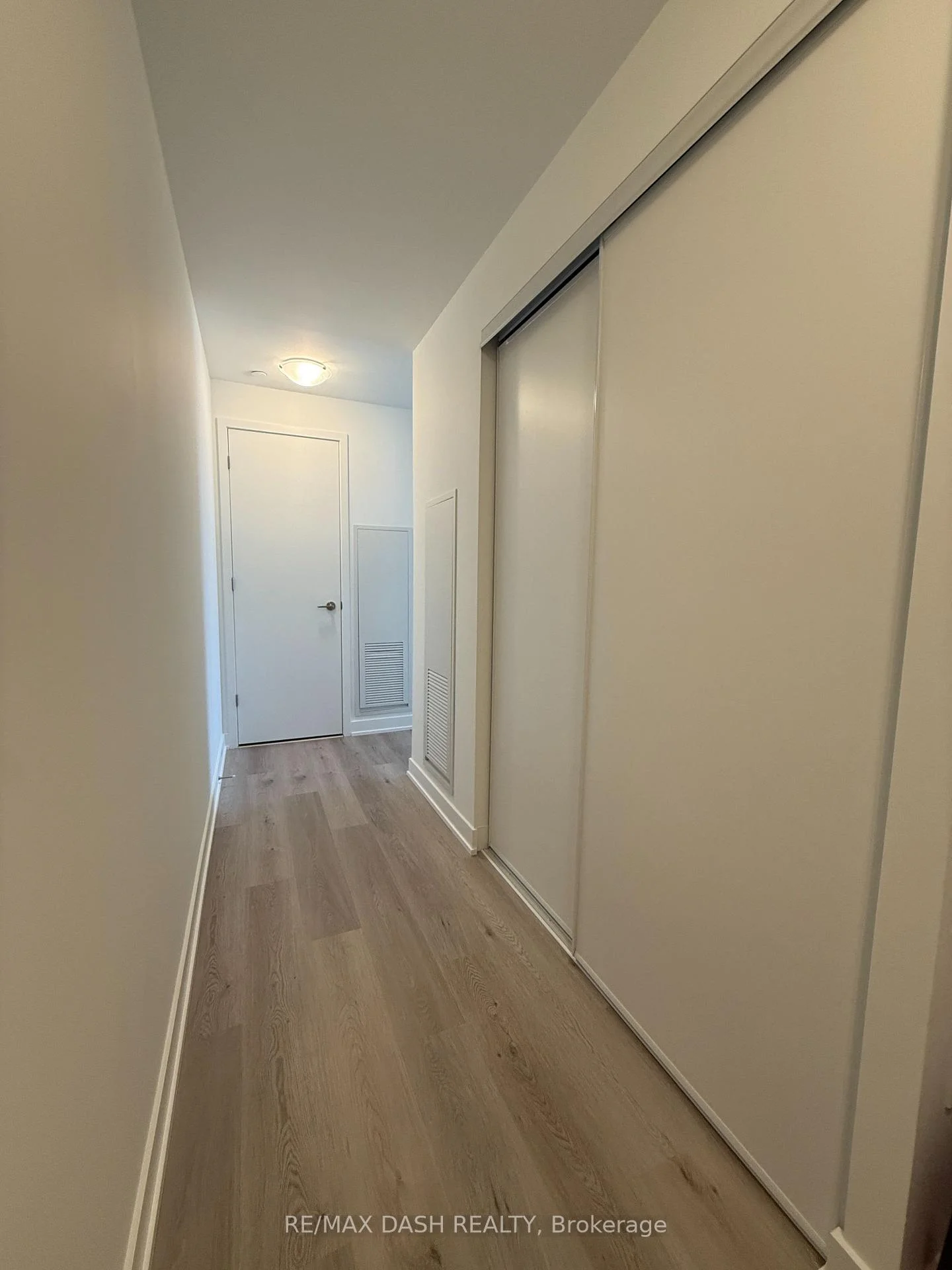 Photo 11 of Unit 4802, 634 Church Street, Toronto, Church-Yonge Corridor — HOMEH