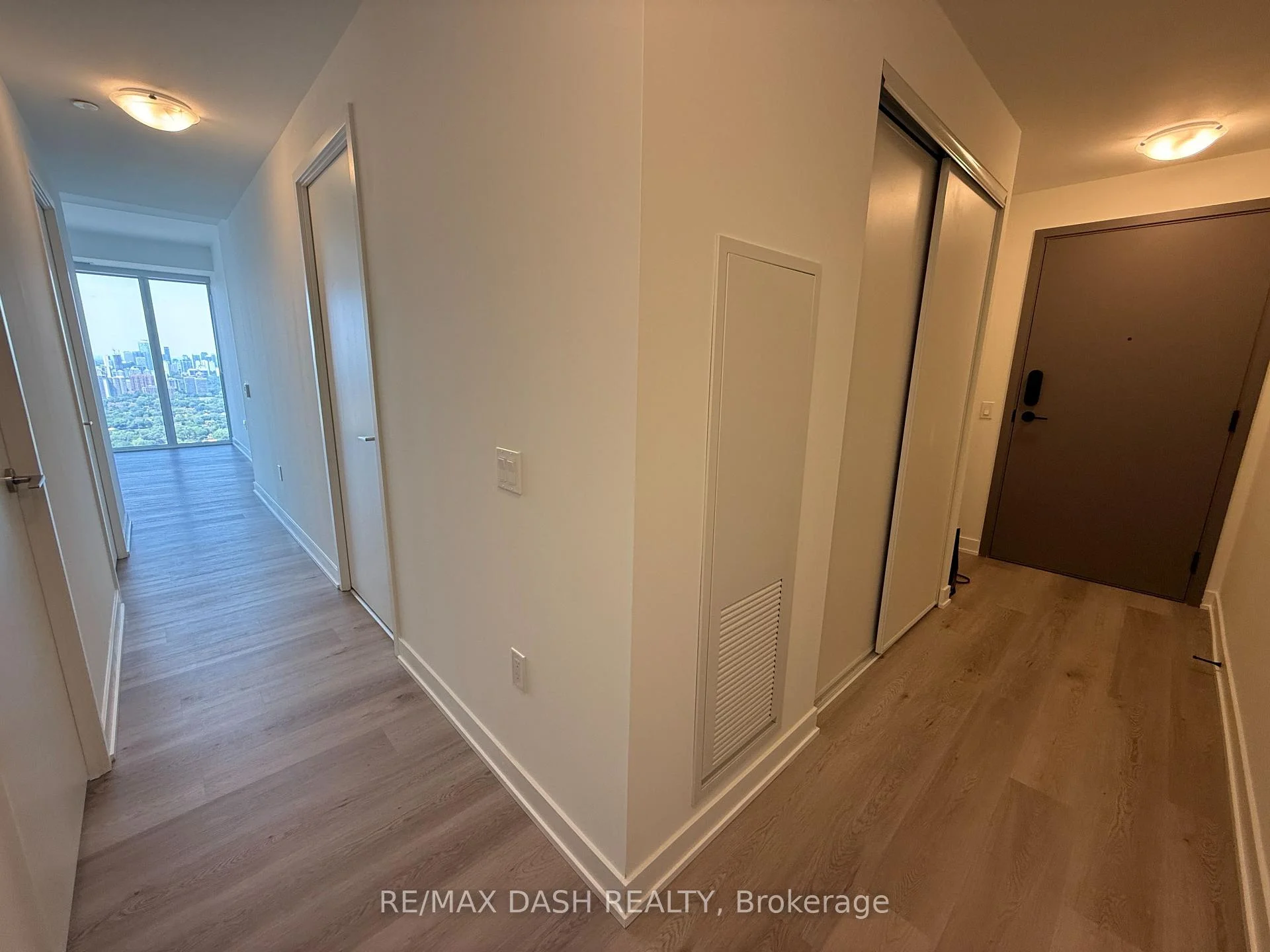 Photo 13 of Unit 4802, 634 Church Street, Toronto, Church-Yonge Corridor — HOMEH