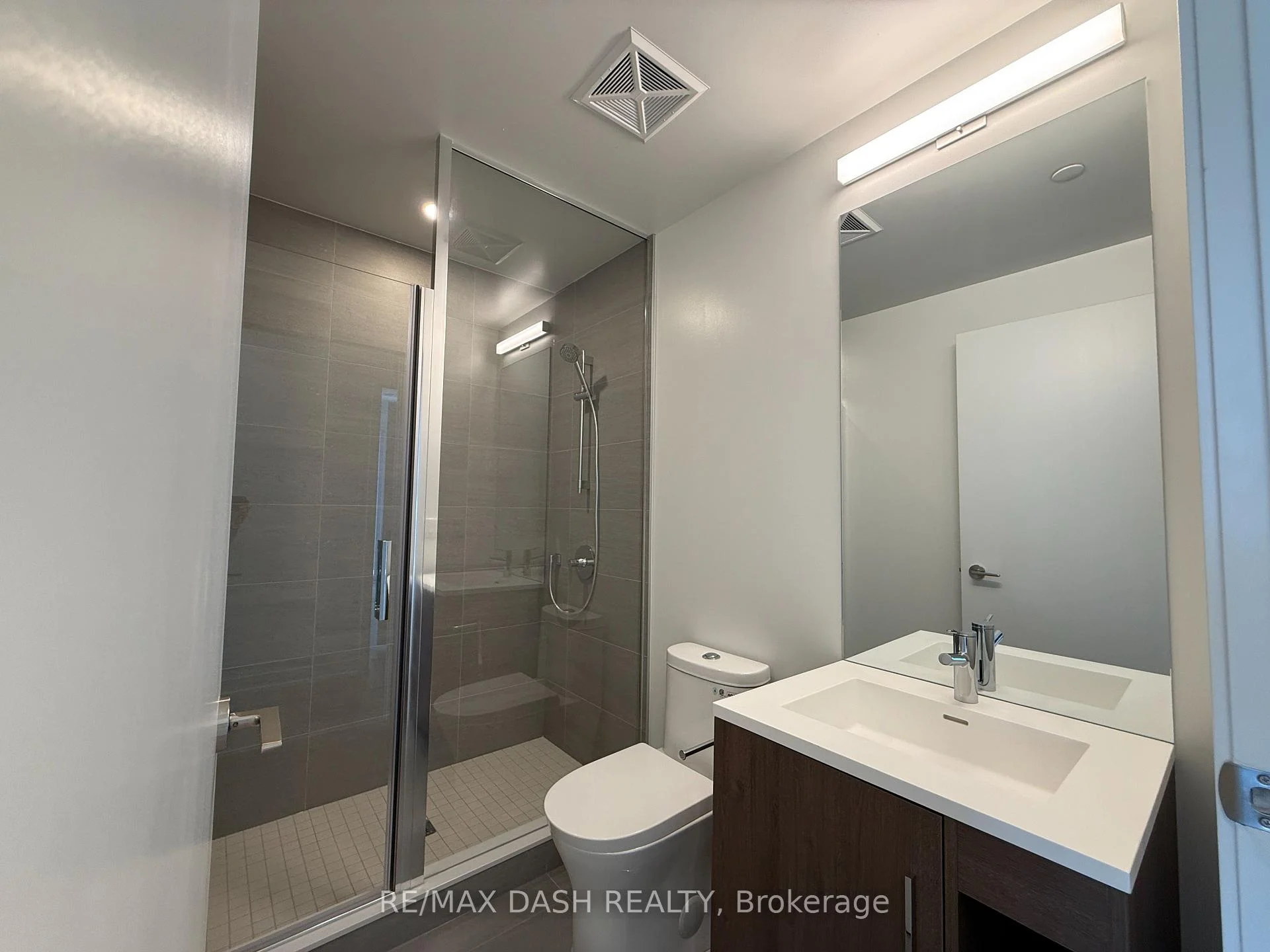 Photo 15 of Unit 4802, 634 Church Street, Toronto, Church-Yonge Corridor — HOMEH