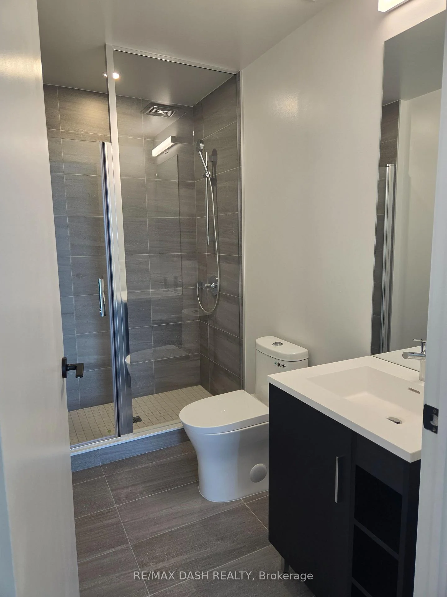 Photo 75 of Unit 4802, 634 Church Street, Toronto, Church-Yonge Corridor — HOMEH