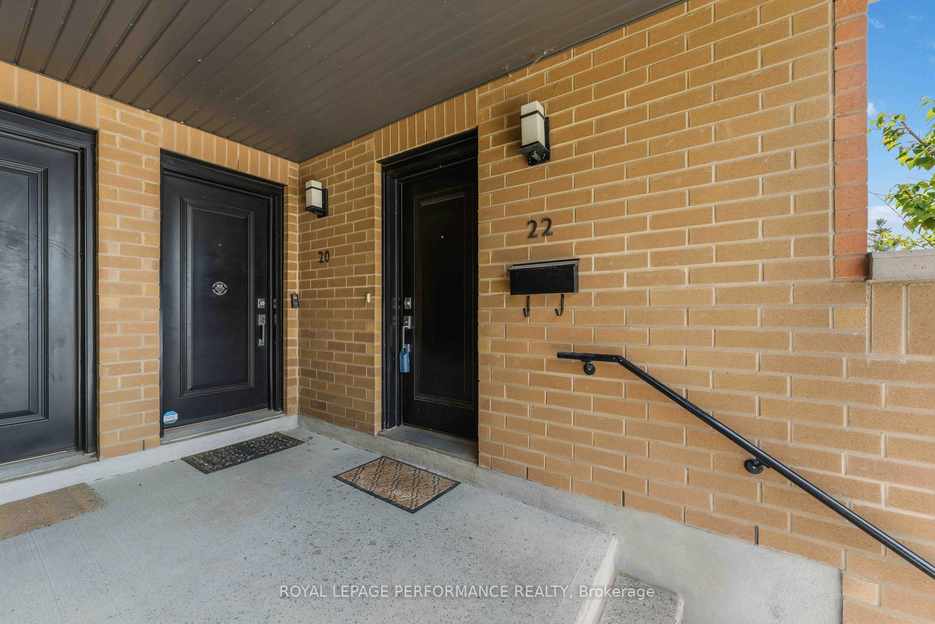 Photo 3 of 22 Bergeron Private, Ottawa, Chapel Hill — HOMEH