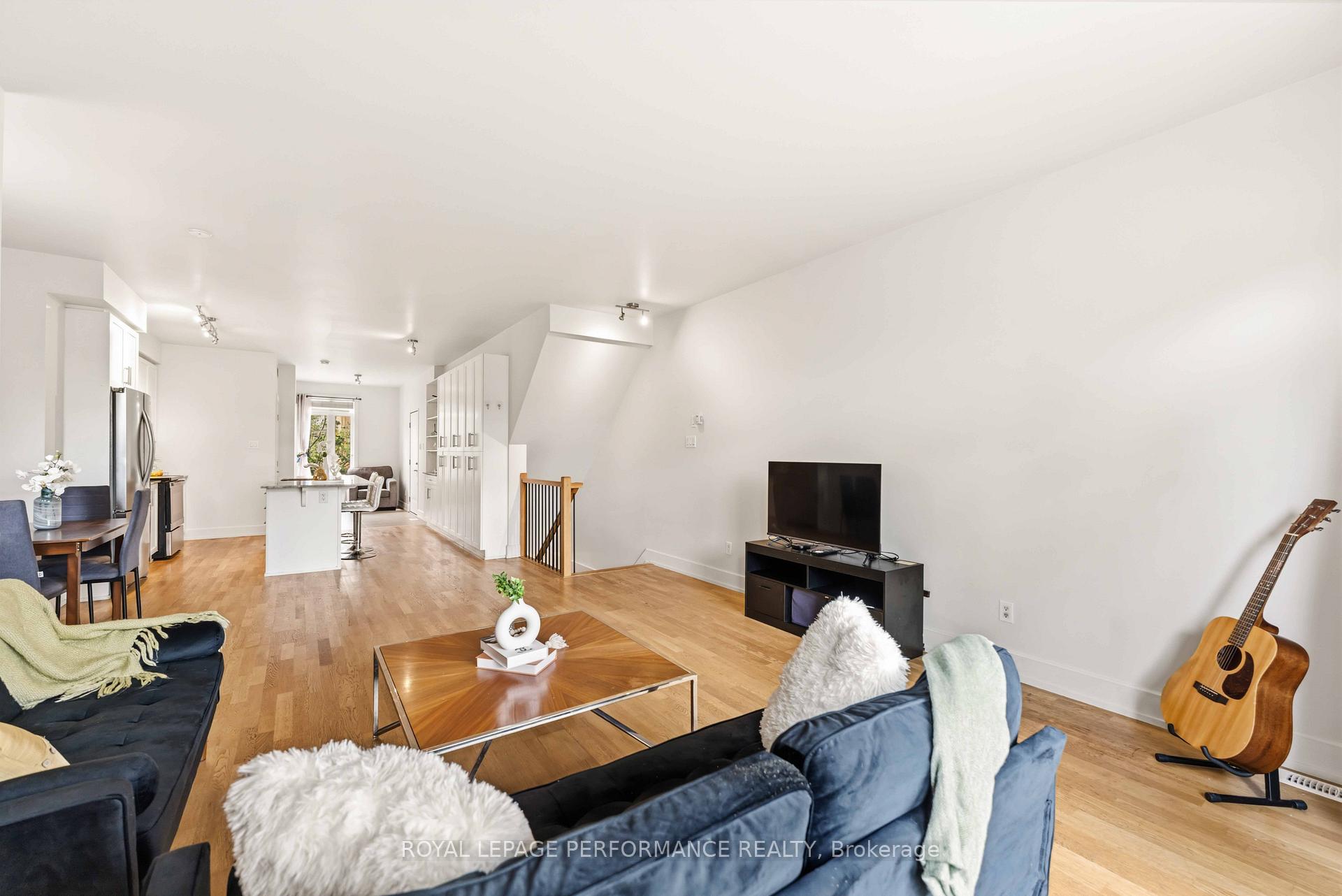 Photo 12 of 22 Bergeron Private, Ottawa, Chapel Hill — HOMEH