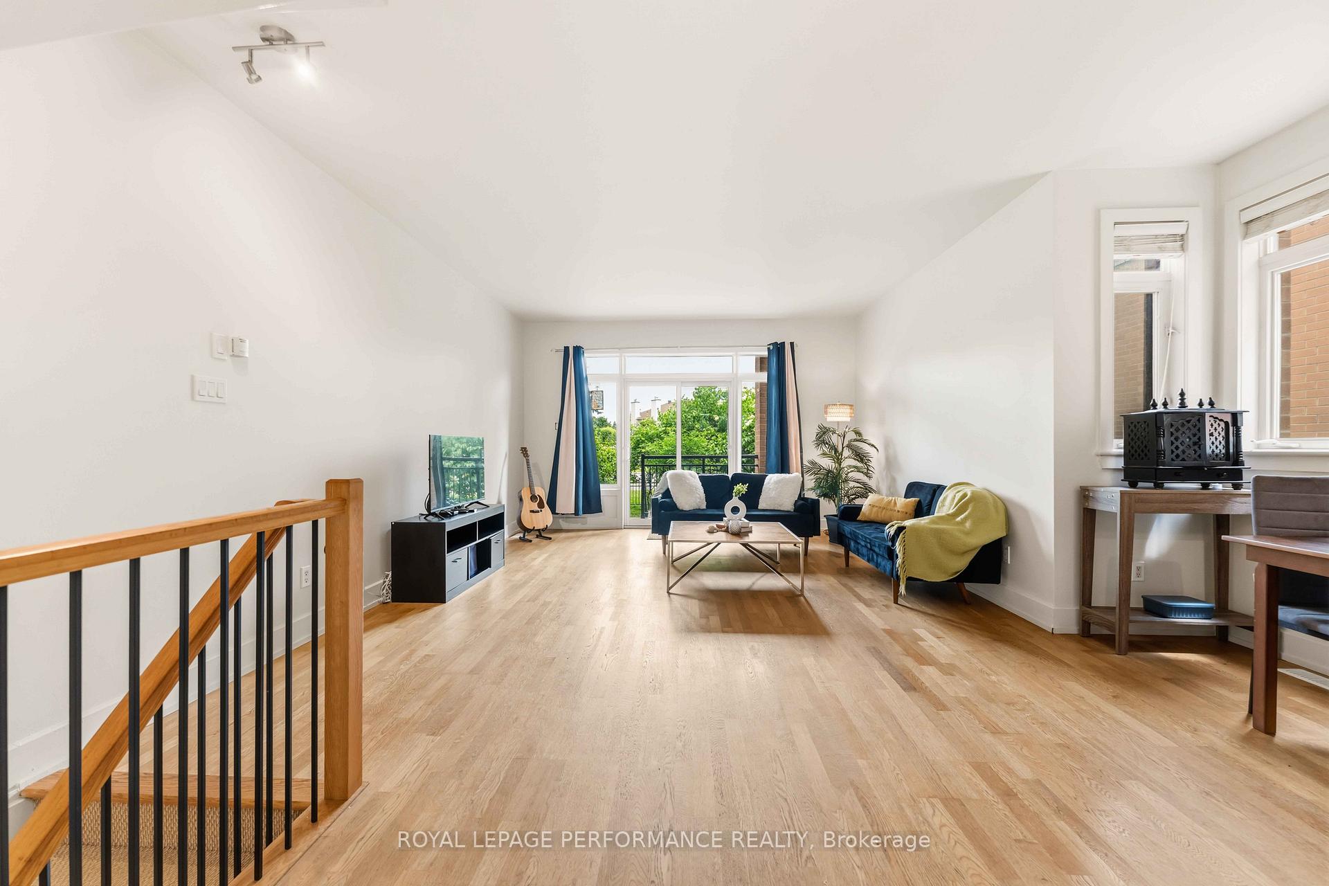 Photo 14 of 22 Bergeron Private, Ottawa, Chapel Hill — HOMEH