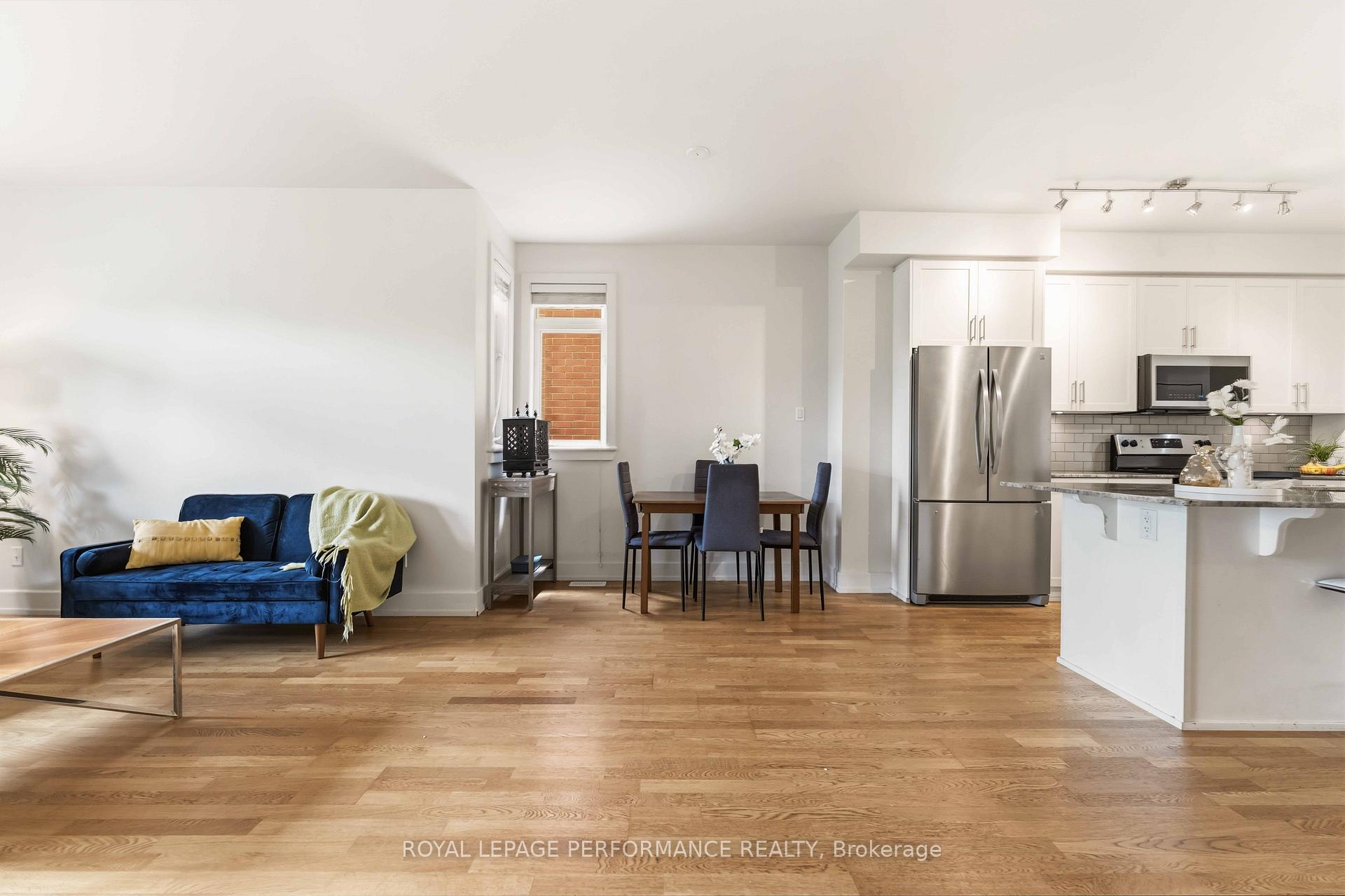 Photo 17 of 22 Bergeron Private, Ottawa, Chapel Hill — HOMEH