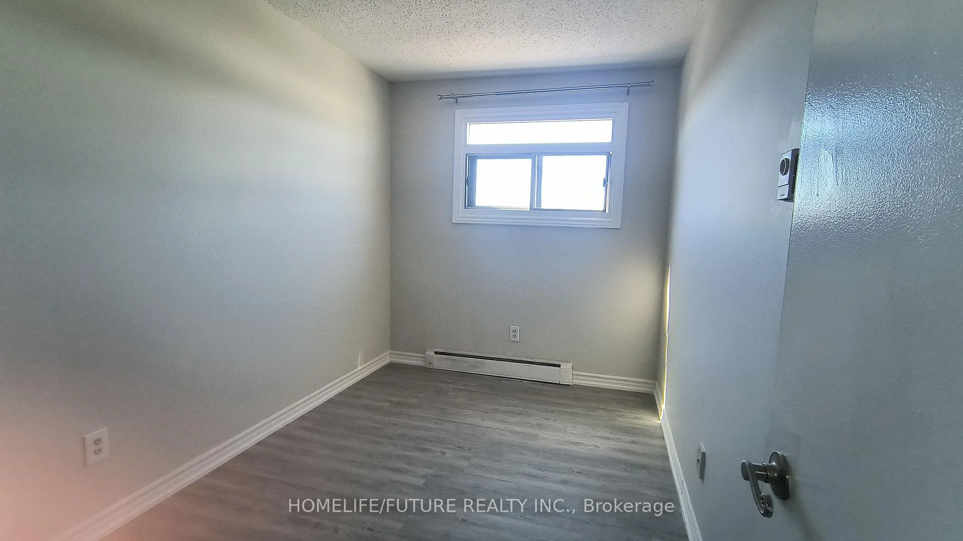 Photo 14 of Unit 405, 560 Bloor Street E, Oshawa, Farewell — HOMEH