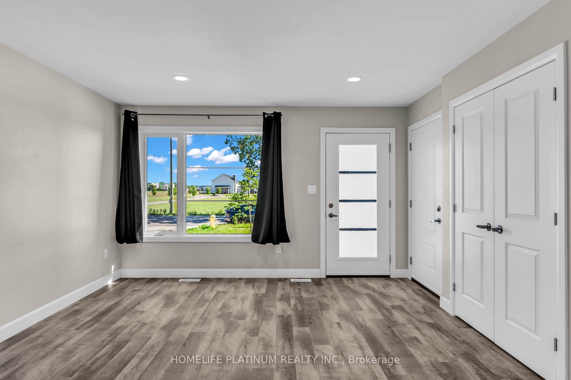 Photo 5 of 143 Howard Road, Chatham-Kent, Chatham — HOMEH