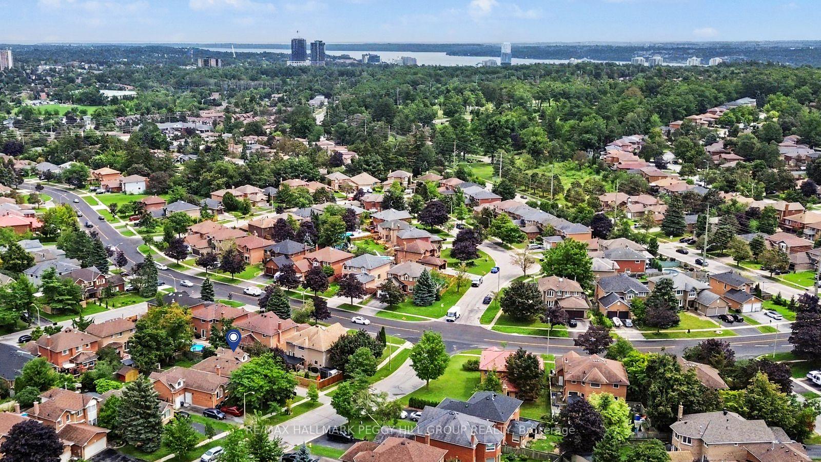 Photo 18 of 5 Barwick Drive, Barrie, West Bayfield — HOMEH