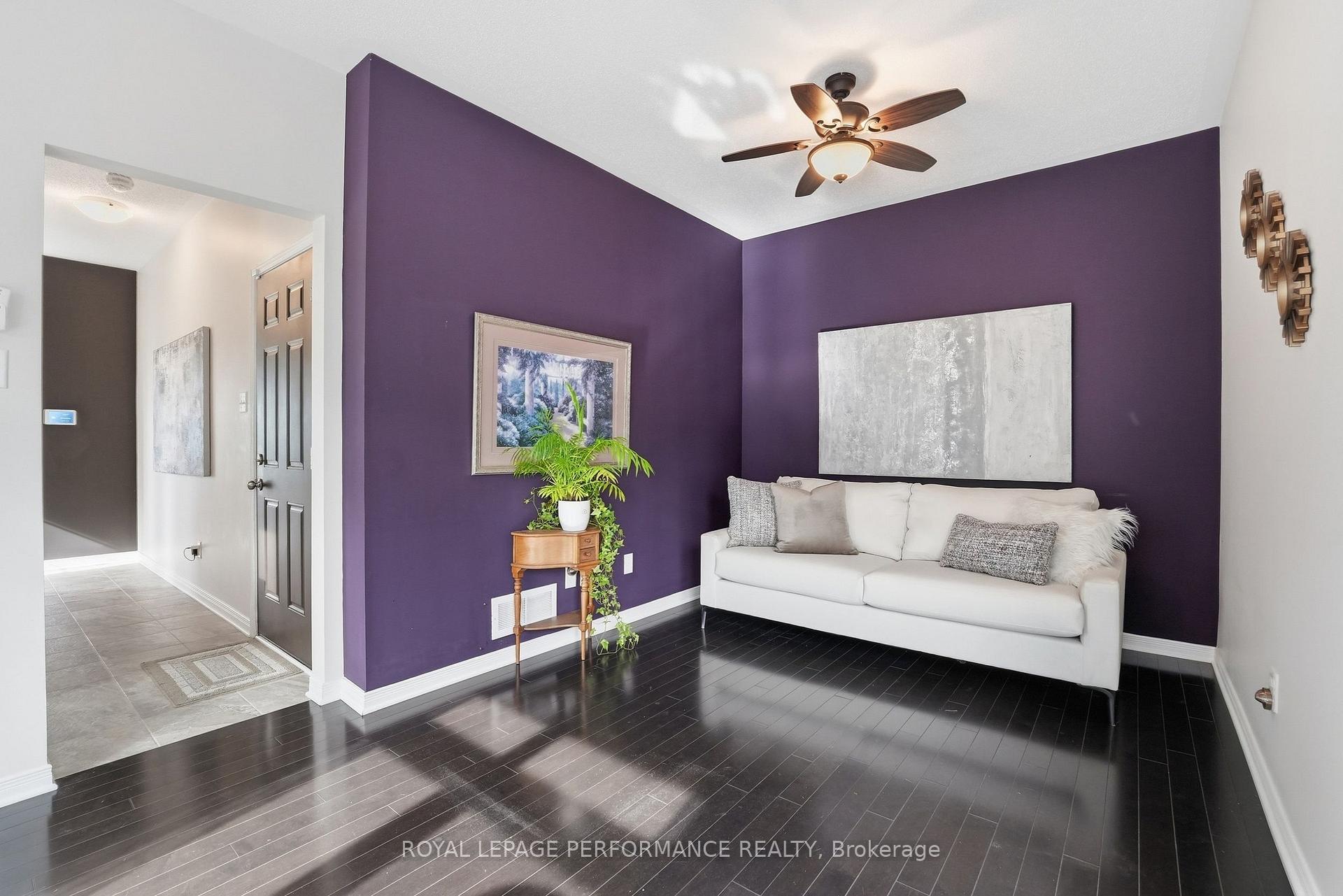 Photo 13 of 275 Eric Czapnik Way, Ottawa, Bilberry Creek/Queenswood Heights — HOMEH