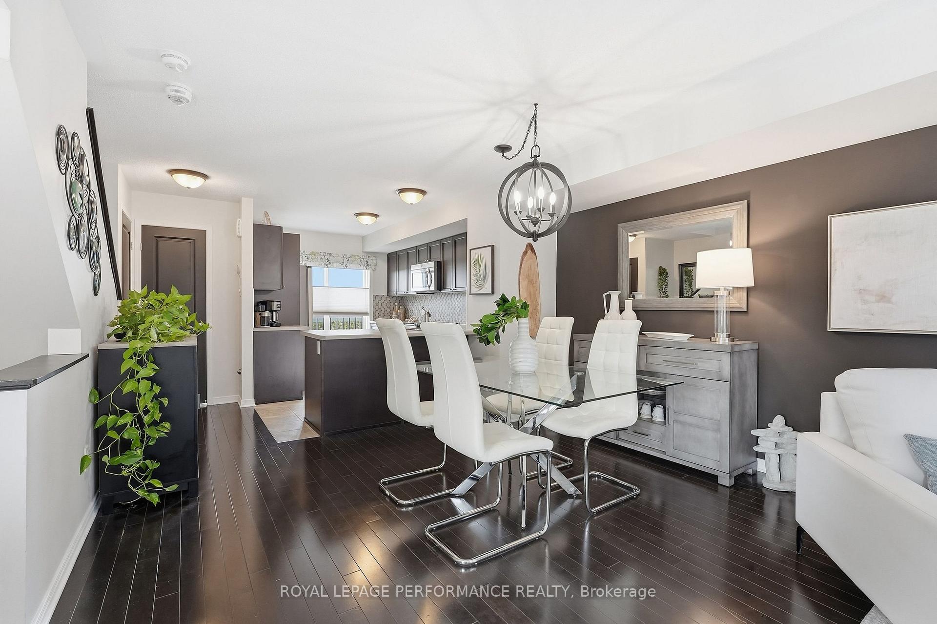 Photo 31 of 275 Eric Czapnik Way, Ottawa, Bilberry Creek/Queenswood Heights — HOMEH
