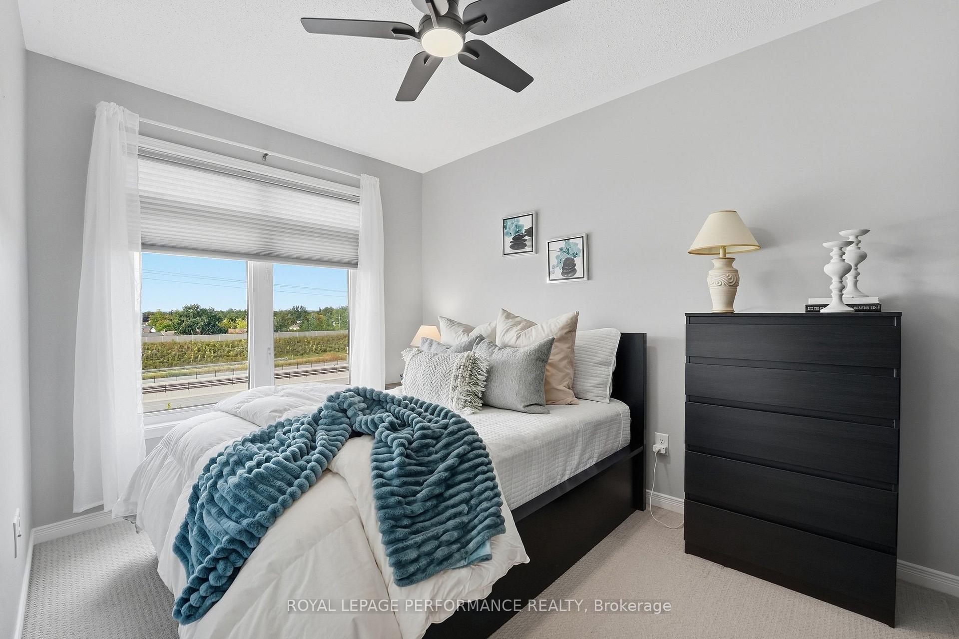 Photo 57 of 275 Eric Czapnik Way, Ottawa, Bilberry Creek/Queenswood Heights — HOMEH