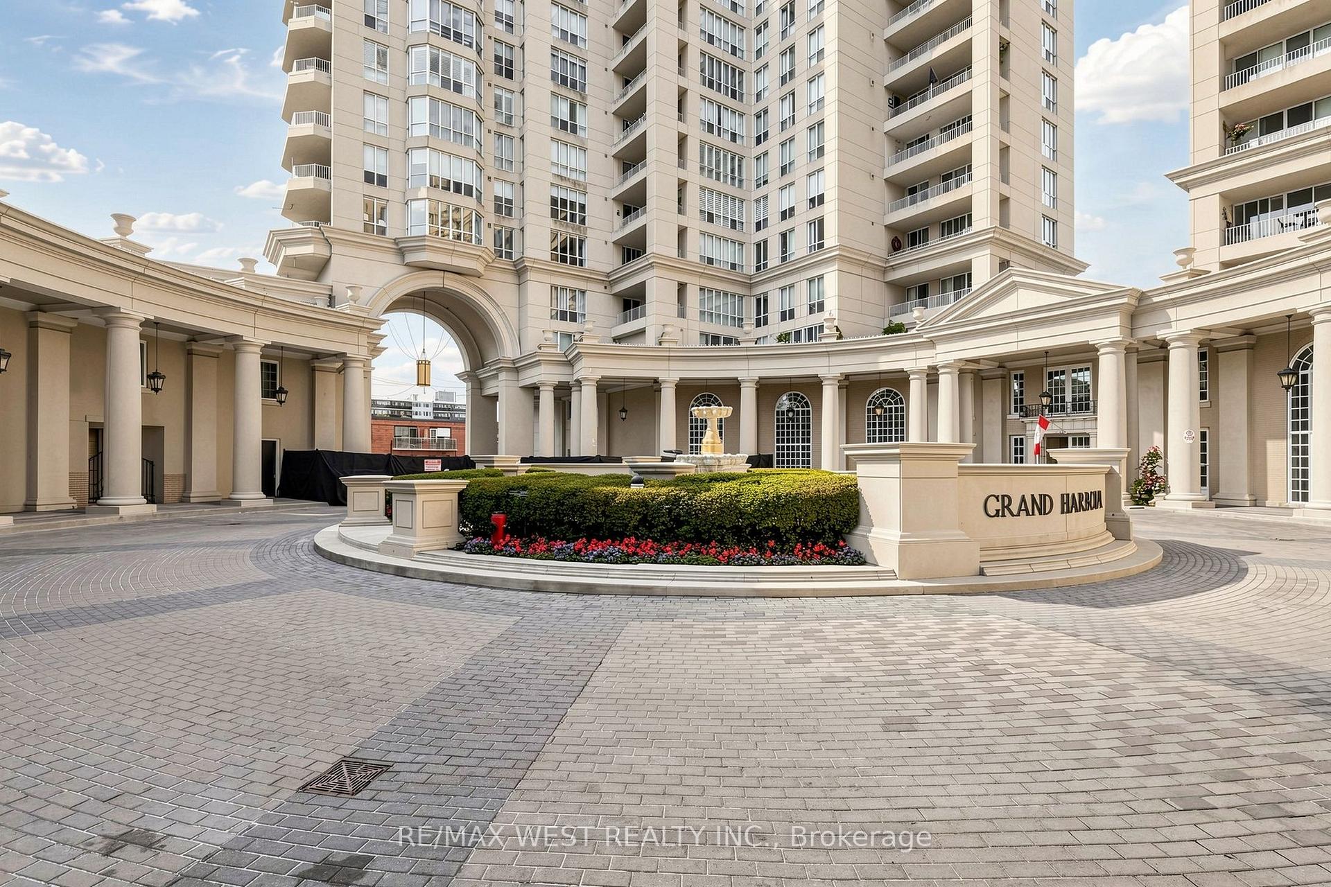 Photo of Unit 1404, 2287 Lake Shore Boulevard W