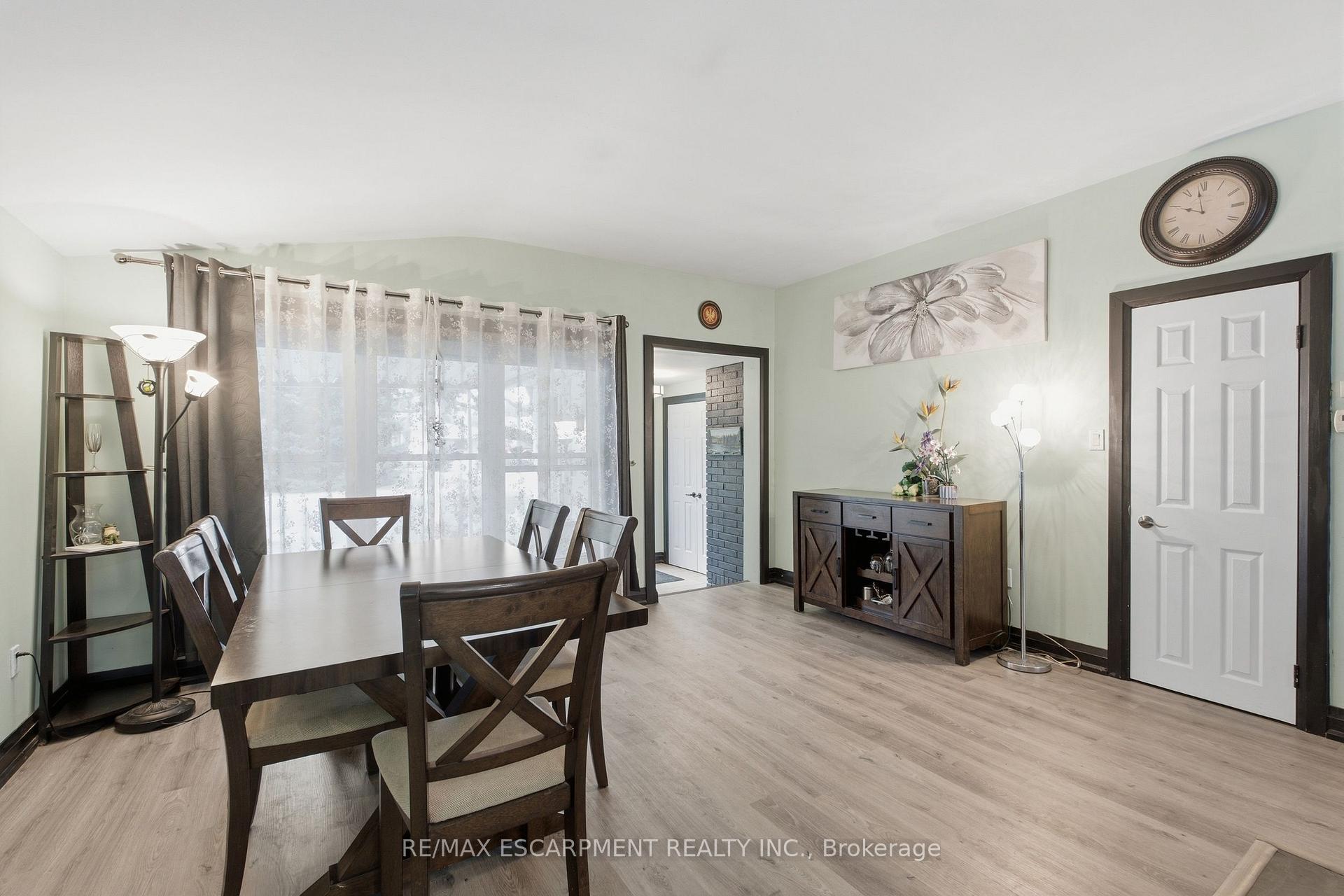 Photo 10 of 67 Wakelin Terrace, St. Catharines, Carlton/Bunting — HOMEH