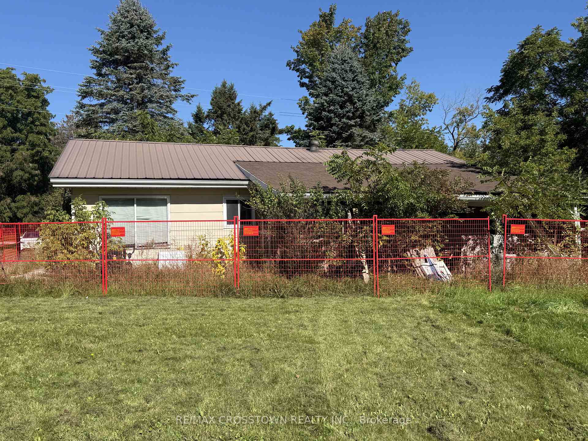 Photo 3 of 6137 Vasey Road, Tiny, Rural Tiny — HOMEH