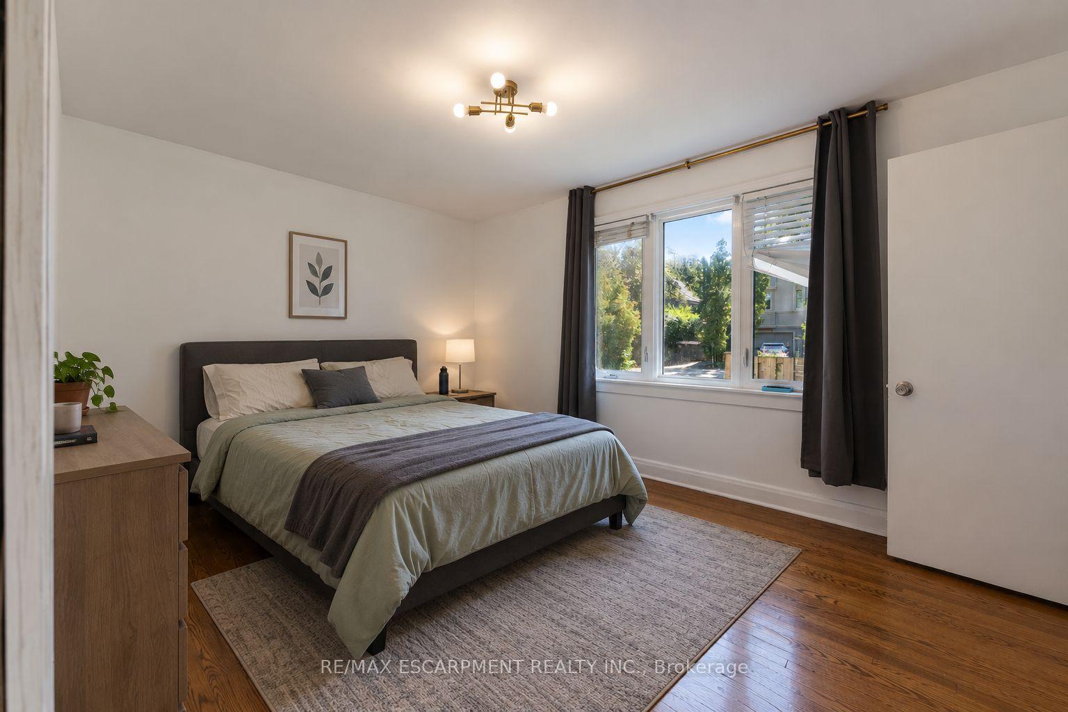 Photo 15 of 505 Patricia Drive, Oakville, West — HOMEH
