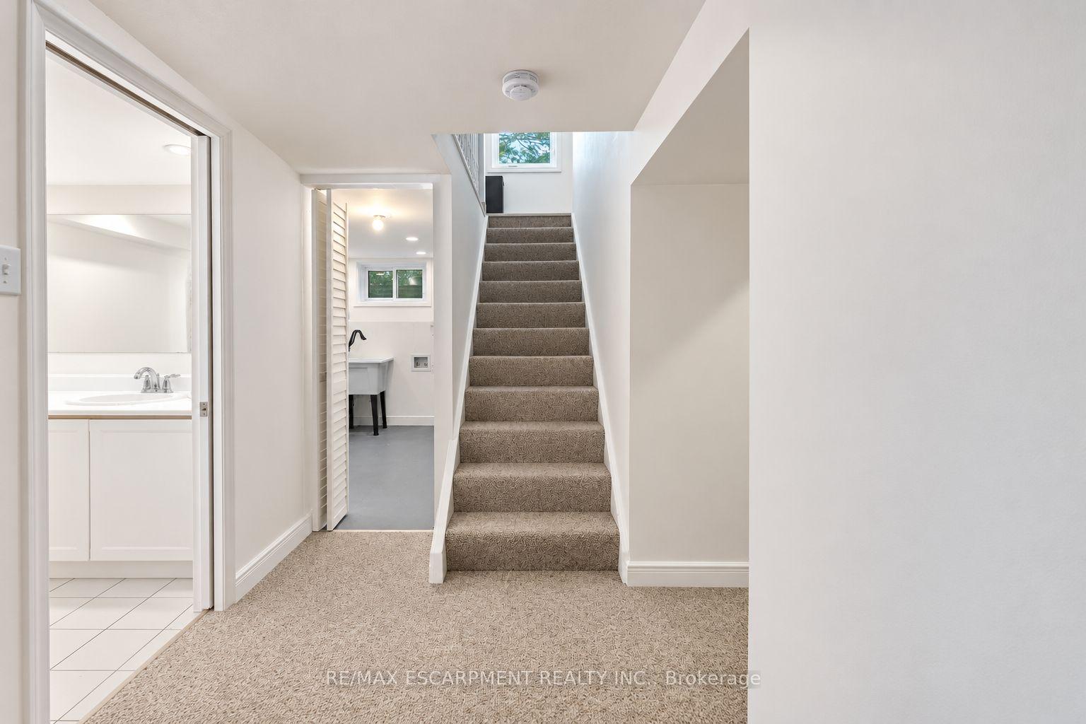 Photo 18 of 505 Patricia Drive, Oakville, West — HOMEH