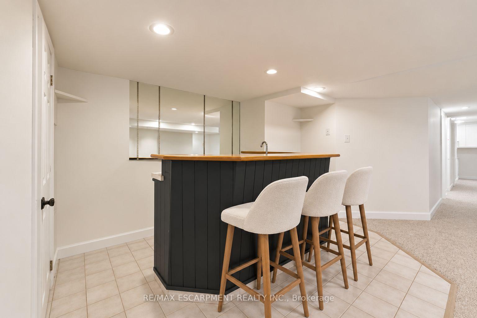 Photo 20 of 505 Patricia Drive, Oakville, West — HOMEH