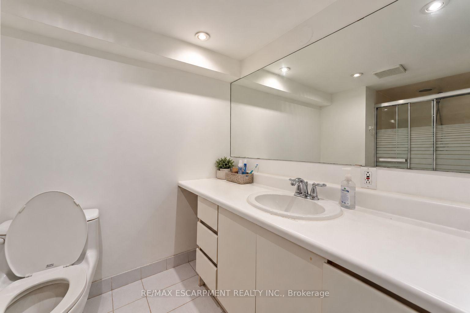 Photo 21 of 505 Patricia Drive, Oakville, West — HOMEH