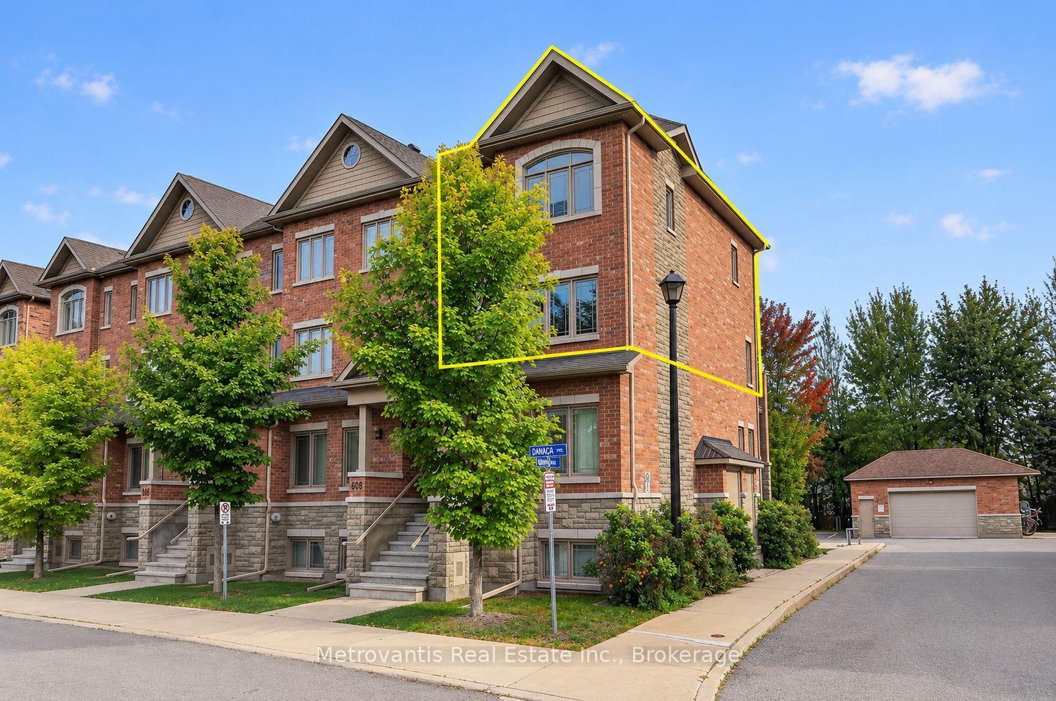 Photo 3 of 604 Danaca Private, Ottawa, Carson Meadows — HOMEH
