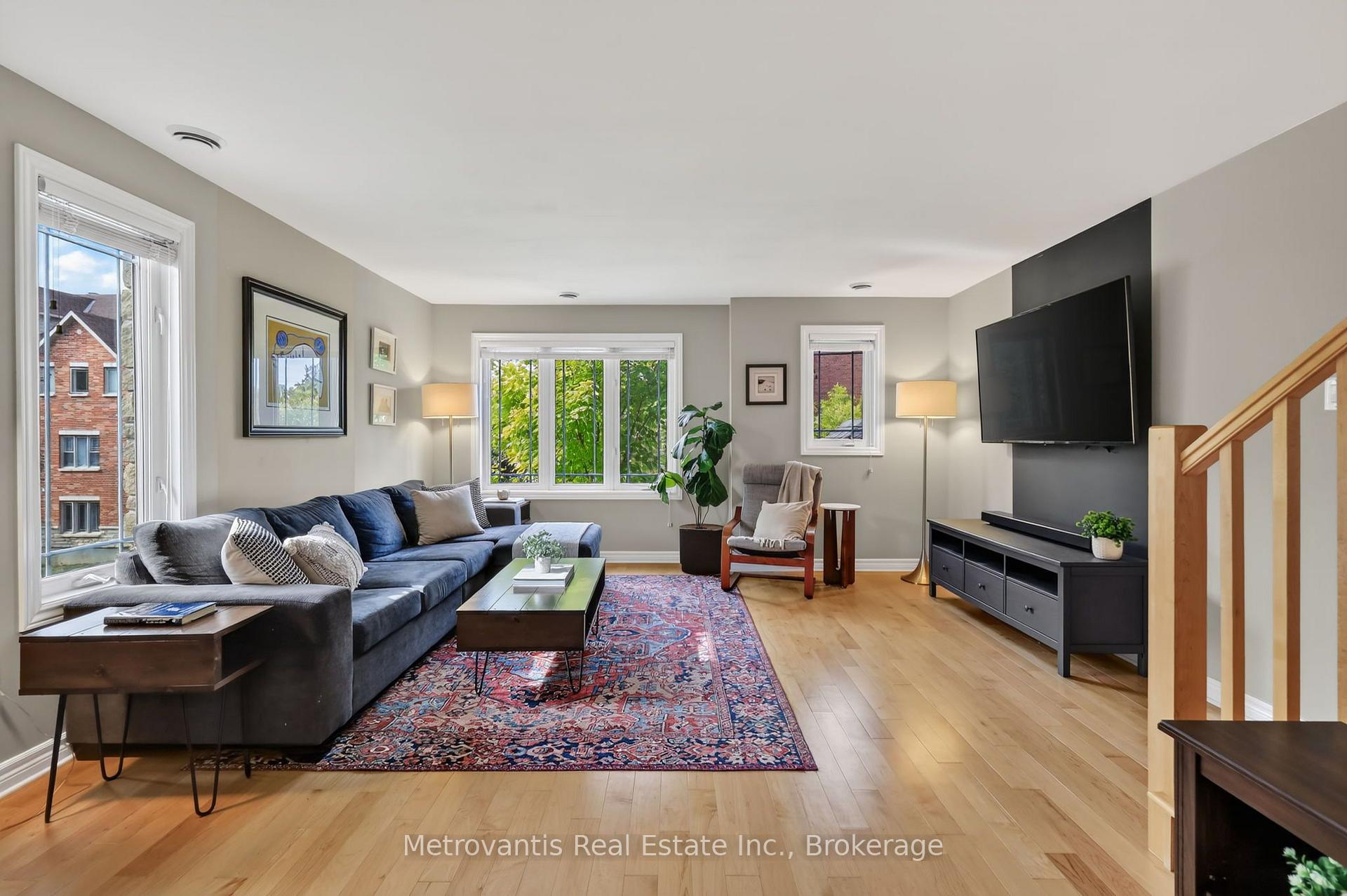 Photo 6 of 604 Danaca Private, Ottawa, Carson Meadows — HOMEH