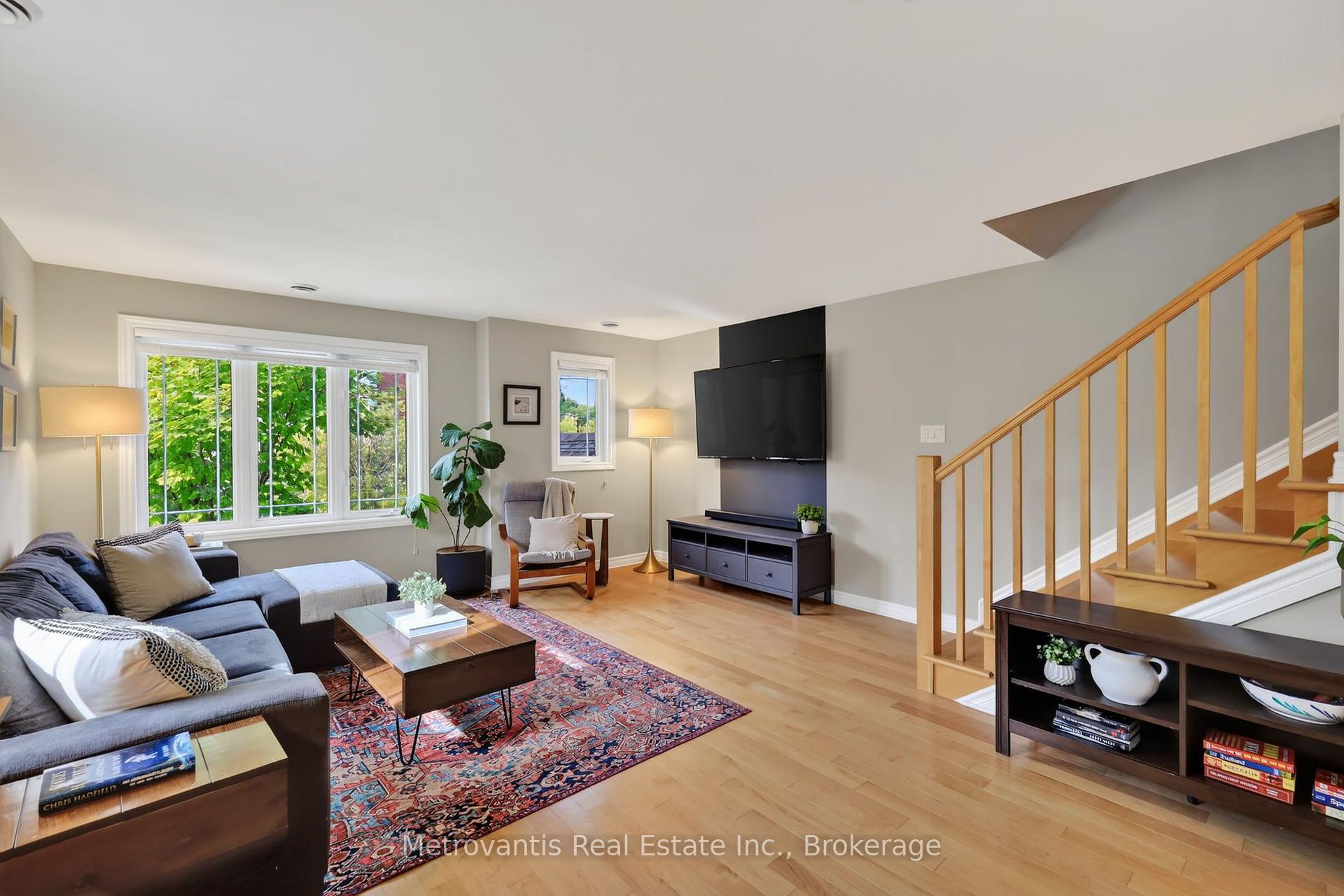 Photo 7 of 604 Danaca Private, Ottawa, Carson Meadows — HOMEH