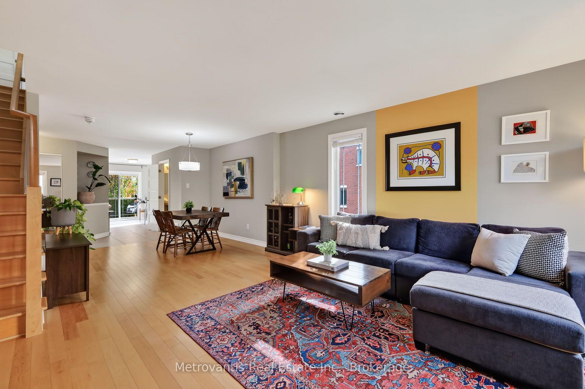 Photo 10 of 604 Danaca Private, Ottawa, Carson Meadows — HOMEH