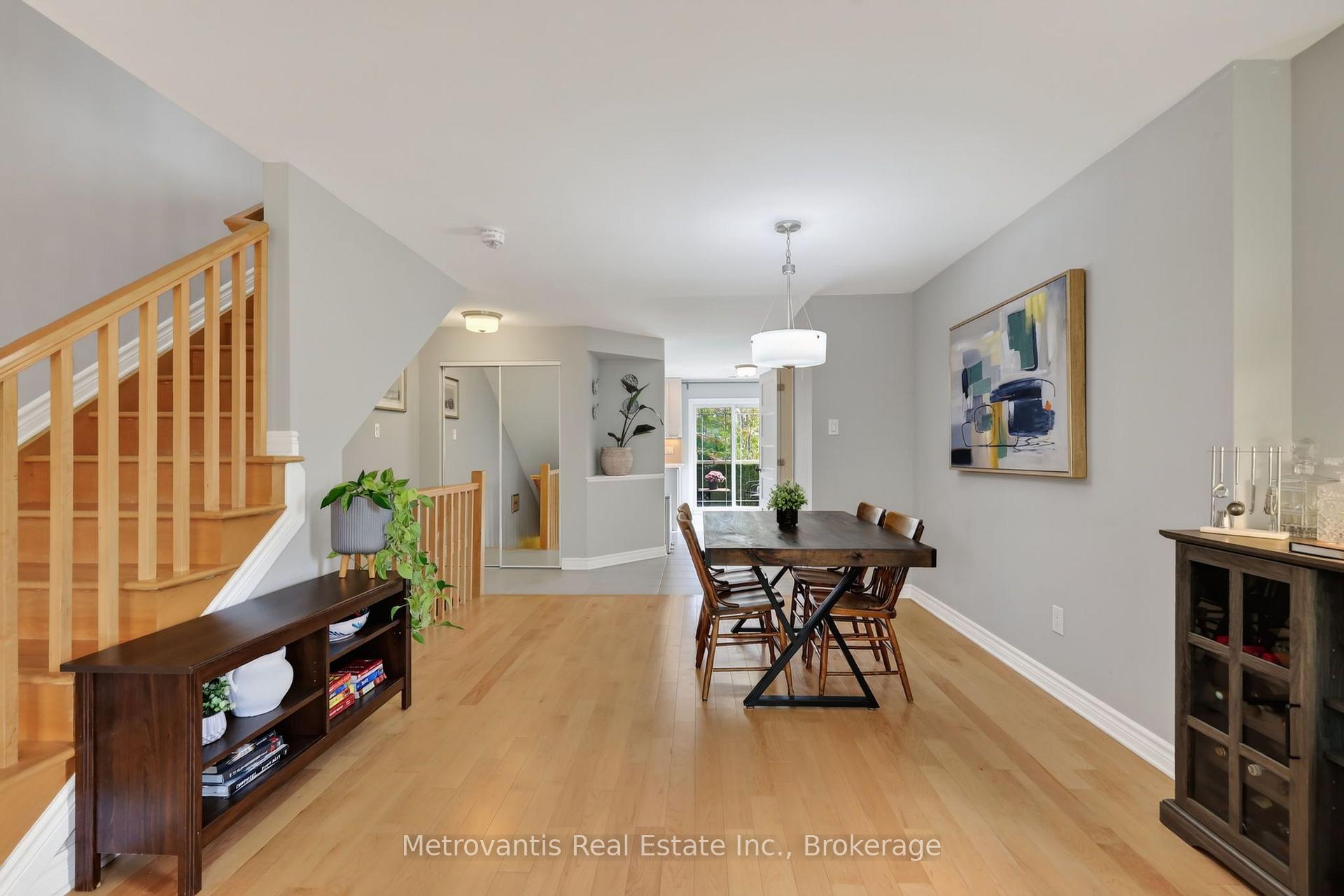 Photo 13 of 604 Danaca Private, Ottawa, Carson Meadows — HOMEH