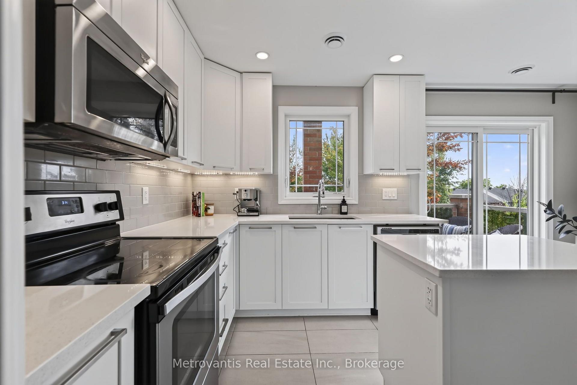 Photo 23 of 604 Danaca Private, Ottawa, Carson Meadows — HOMEH