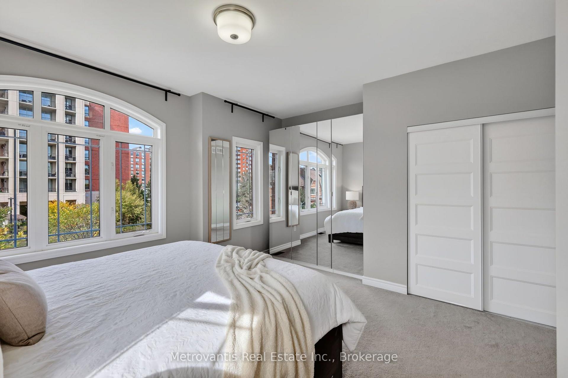Photo 33 of 604 Danaca Private, Ottawa, Carson Meadows — HOMEH