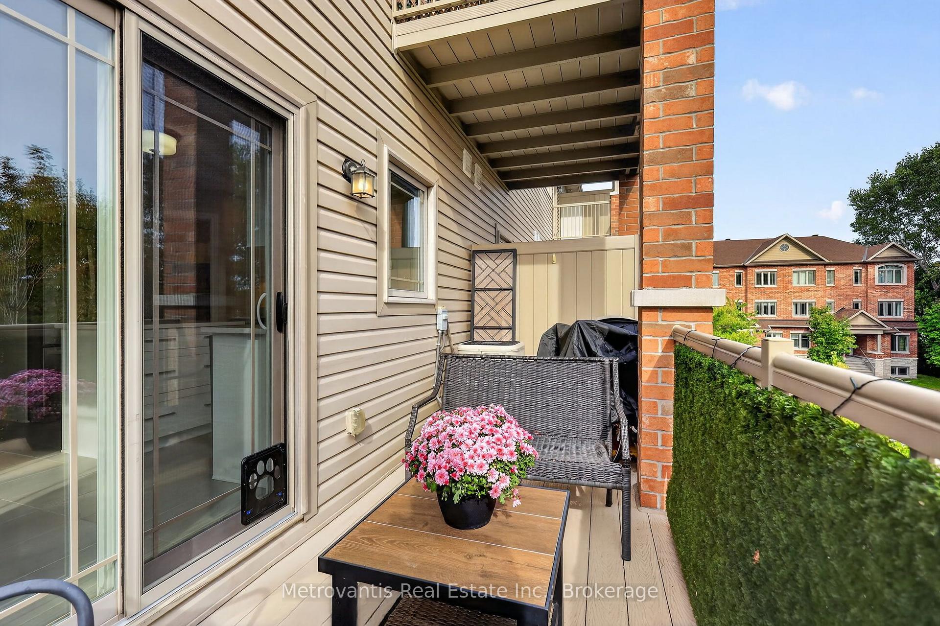 Photo 43 of 604 Danaca Private, Ottawa, Carson Meadows — HOMEH