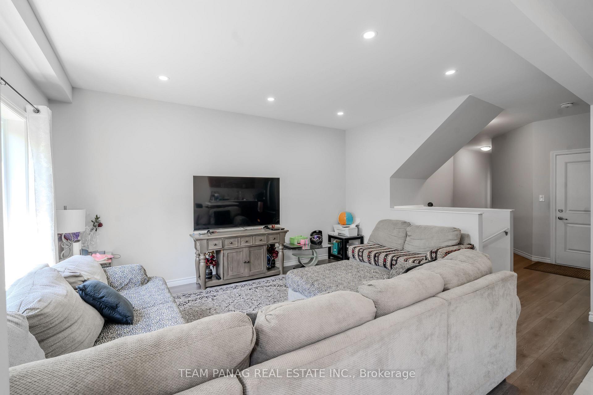 Photo 10 of 459 Julia Drive, Welland, Coyle Creek — HOMEH