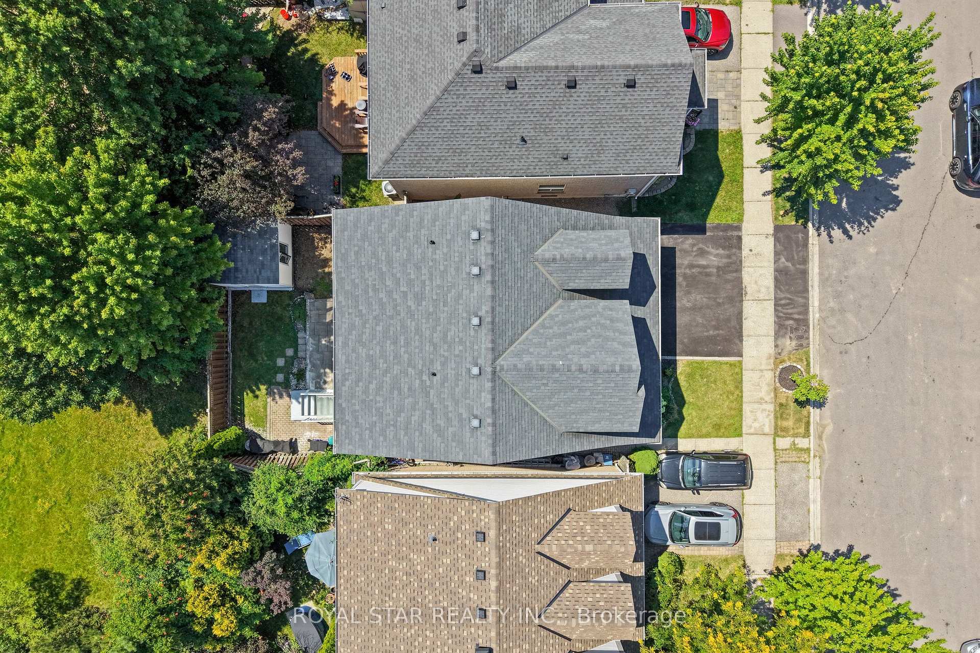 Photo 5 of 1522 Swann Crescent, Milton, Clarke — HOMEH