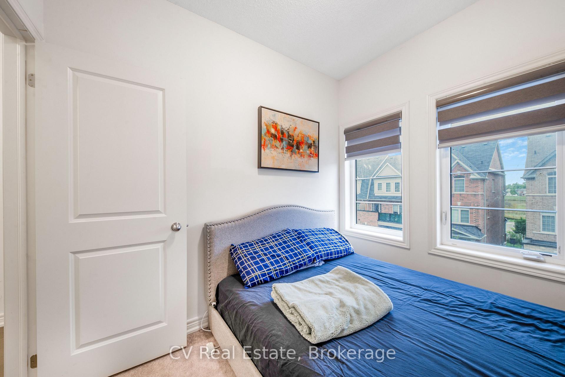 Photo 32 of 99 Fruitvale Circle, Brampton, Northwest Brampton — HOMEH