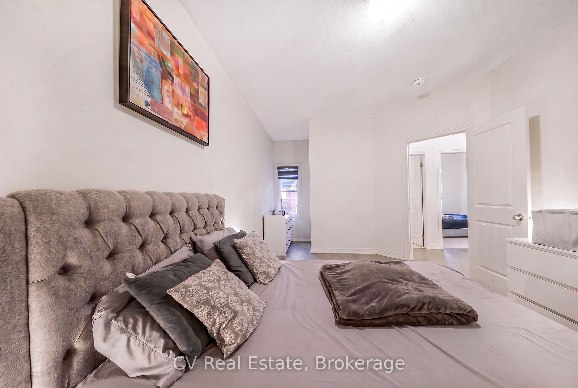 Photo 38 of 99 Fruitvale Circle, Brampton, Northwest Brampton — HOMEH