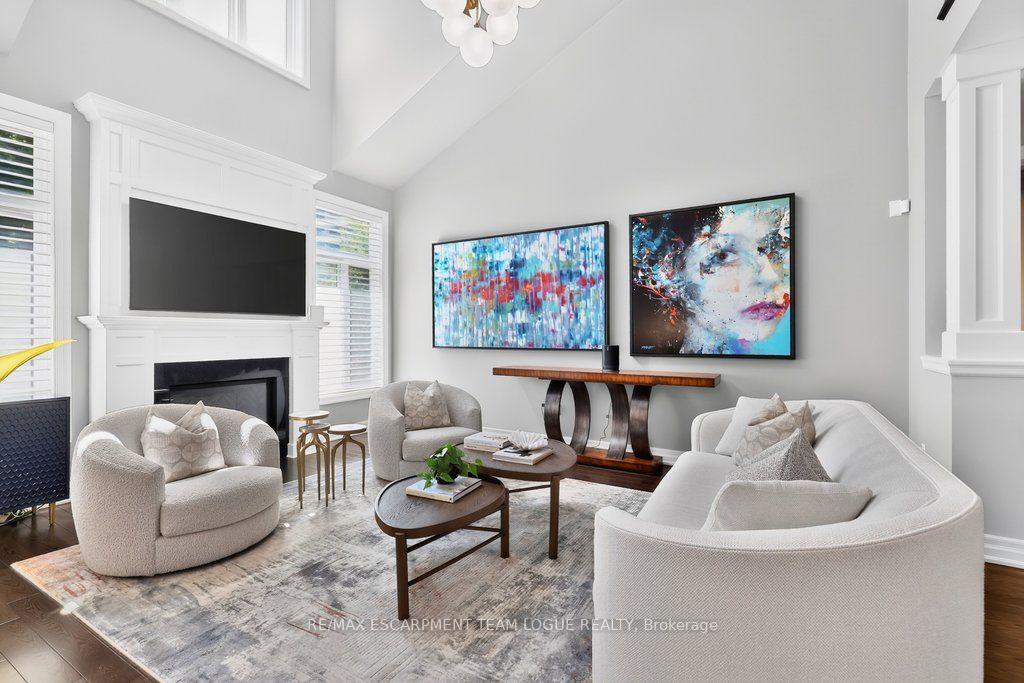 Photo 17 of 888 Park Avenue W, Burlington, Bayview — HOMEH