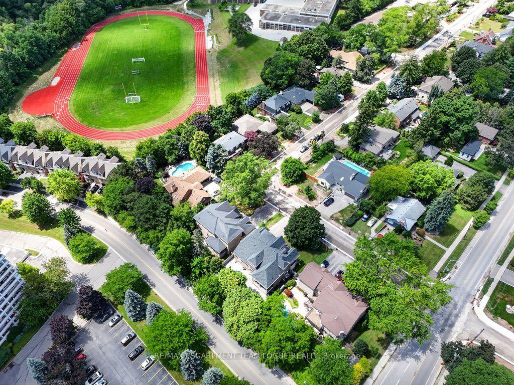 Photo 50 of 888 Park Avenue W, Burlington, Bayview — HOMEH