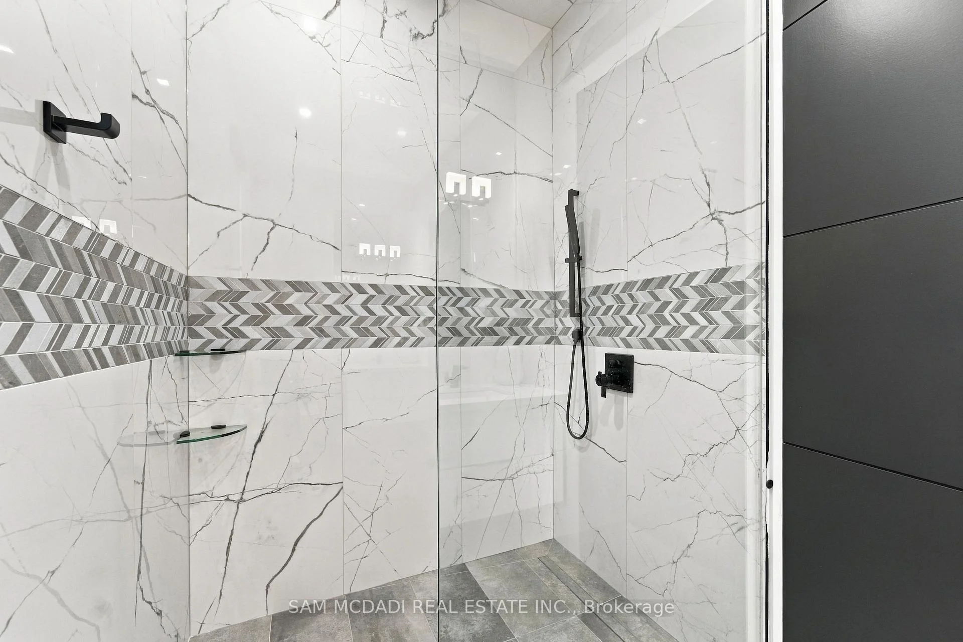 Photo 3 of 112 Elton Park Road, Oakville, Morrison — HOMEH