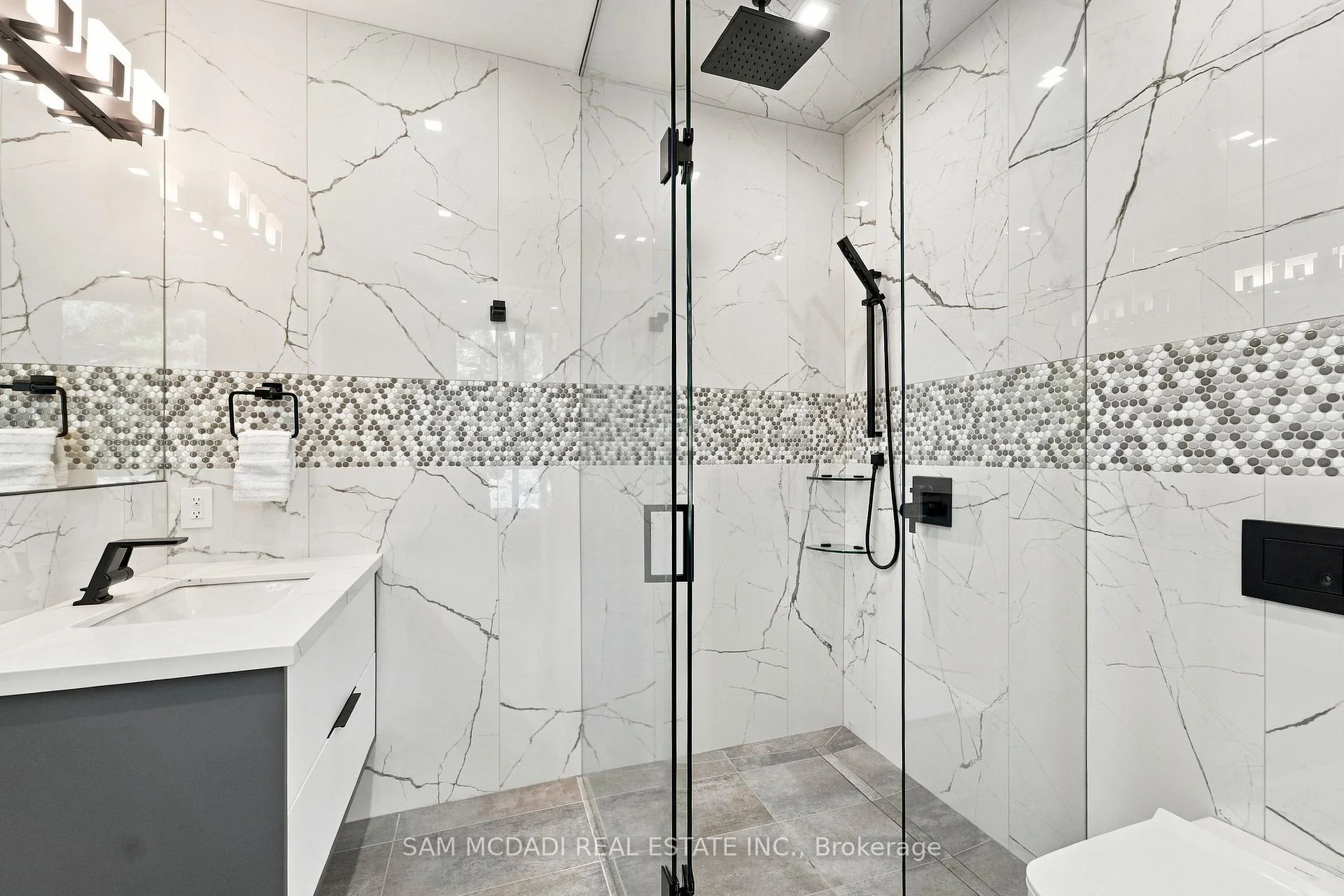Photo 13 of 112 Elton Park Road, Oakville, Morrison — HOMEH