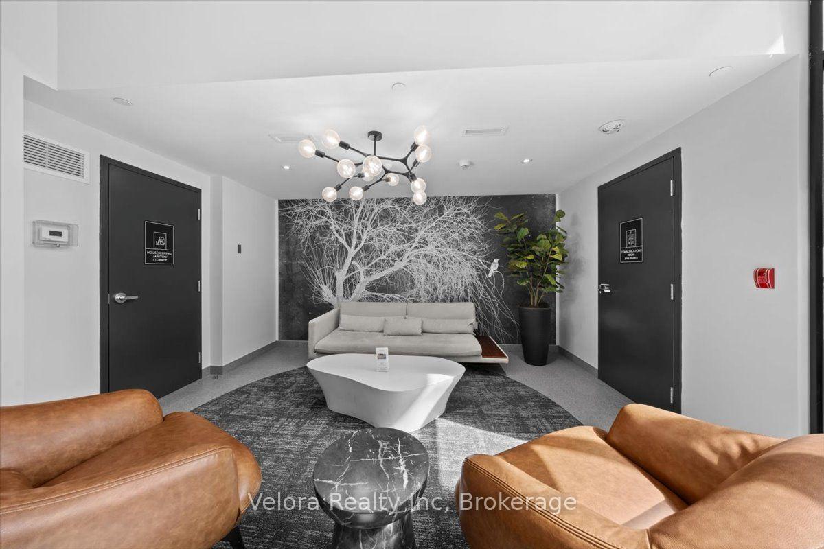 Photo 8 of Unit 715, 161 Laurier Avenue W, Ottawa, Ottawa Centre — HOMEH