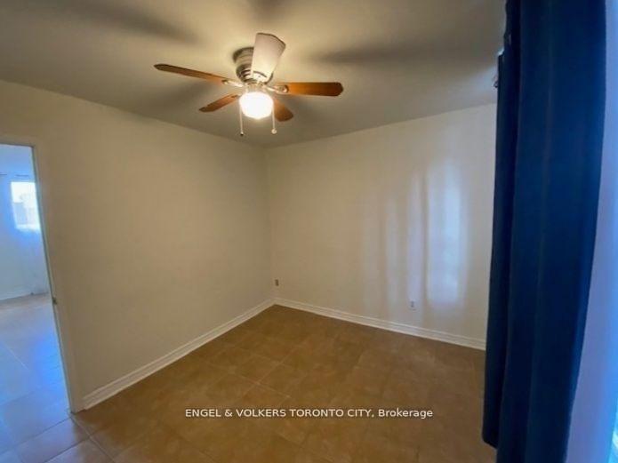 Photo 7 of Unit 1, 23 Queen Street, New Tecumseth, Alliston — HOMEH