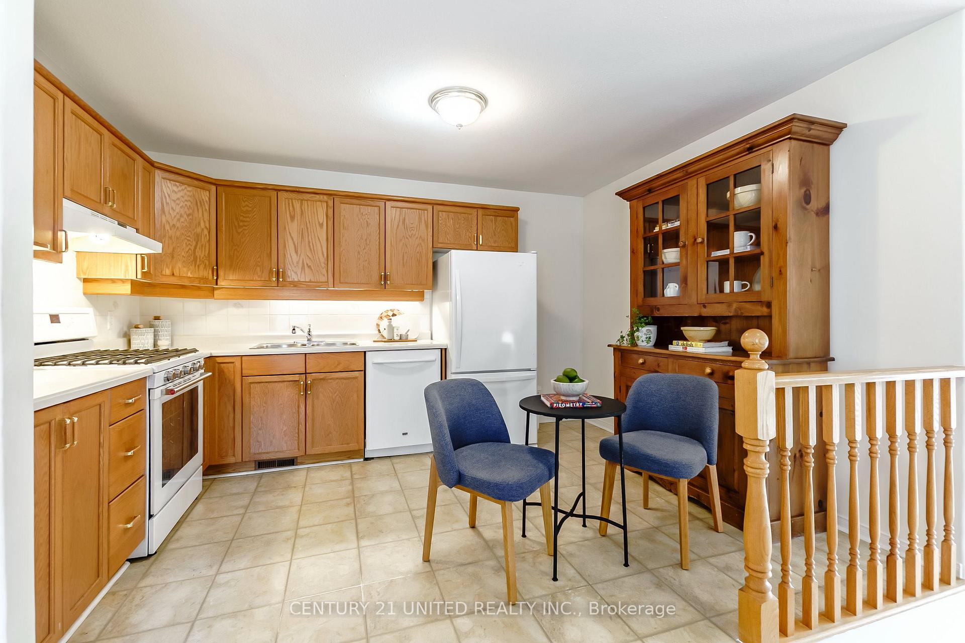 Photo 15 of 626 Trailview Drive, Peterborough, Ashburnham Ward 4 — HOMEH