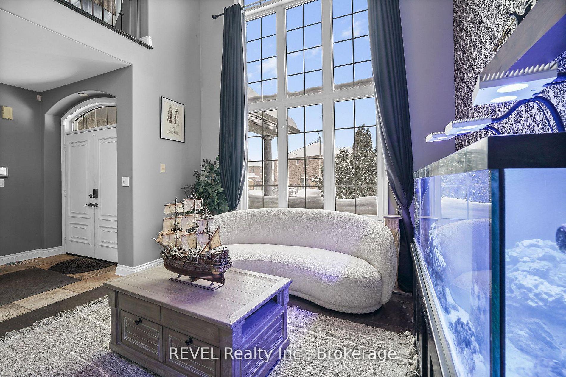 Photo 7 of 6600 Richard Crescent, Niagara Falls, Forestview — HOMEH