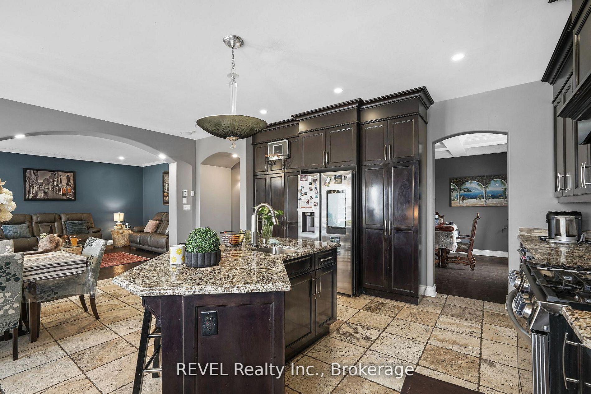 Photo 17 of 6600 Richard Crescent, Niagara Falls, Forestview — HOMEH